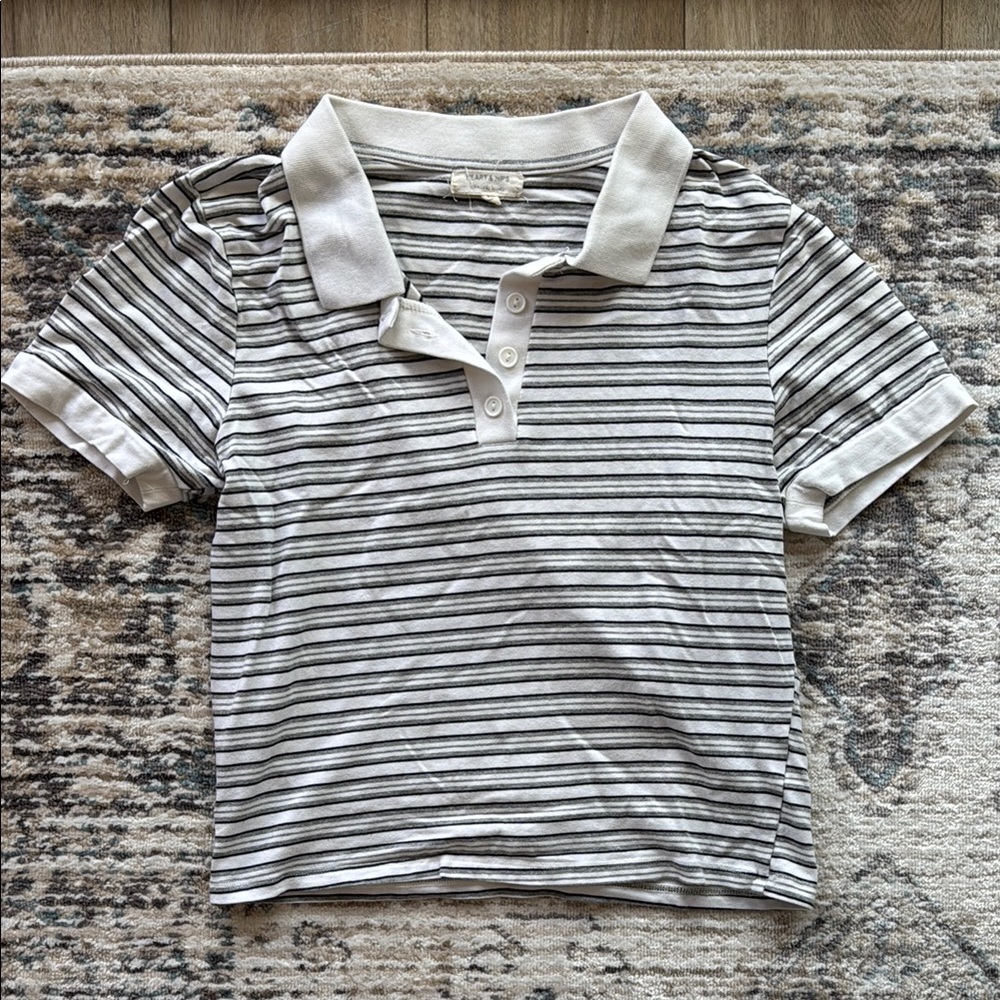 Heart & Hips Black and White Short Sleeve Tee